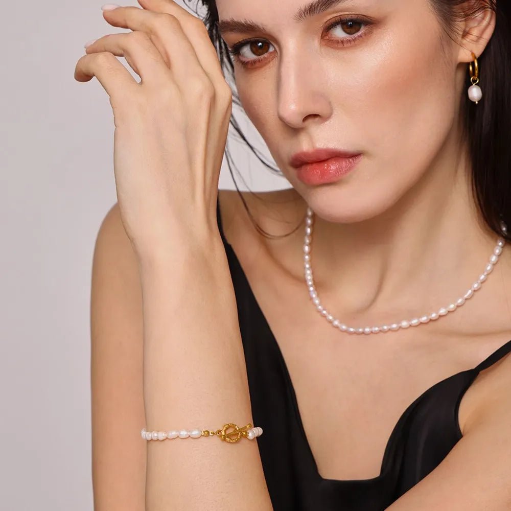 Pearl Necklace, Bracelet and Earrings 4-Piece Jewelry Set - Lookzlike
