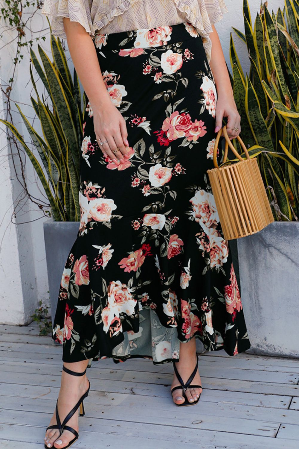 Plus Size Floral High-Rise Skirt - Lookzlike