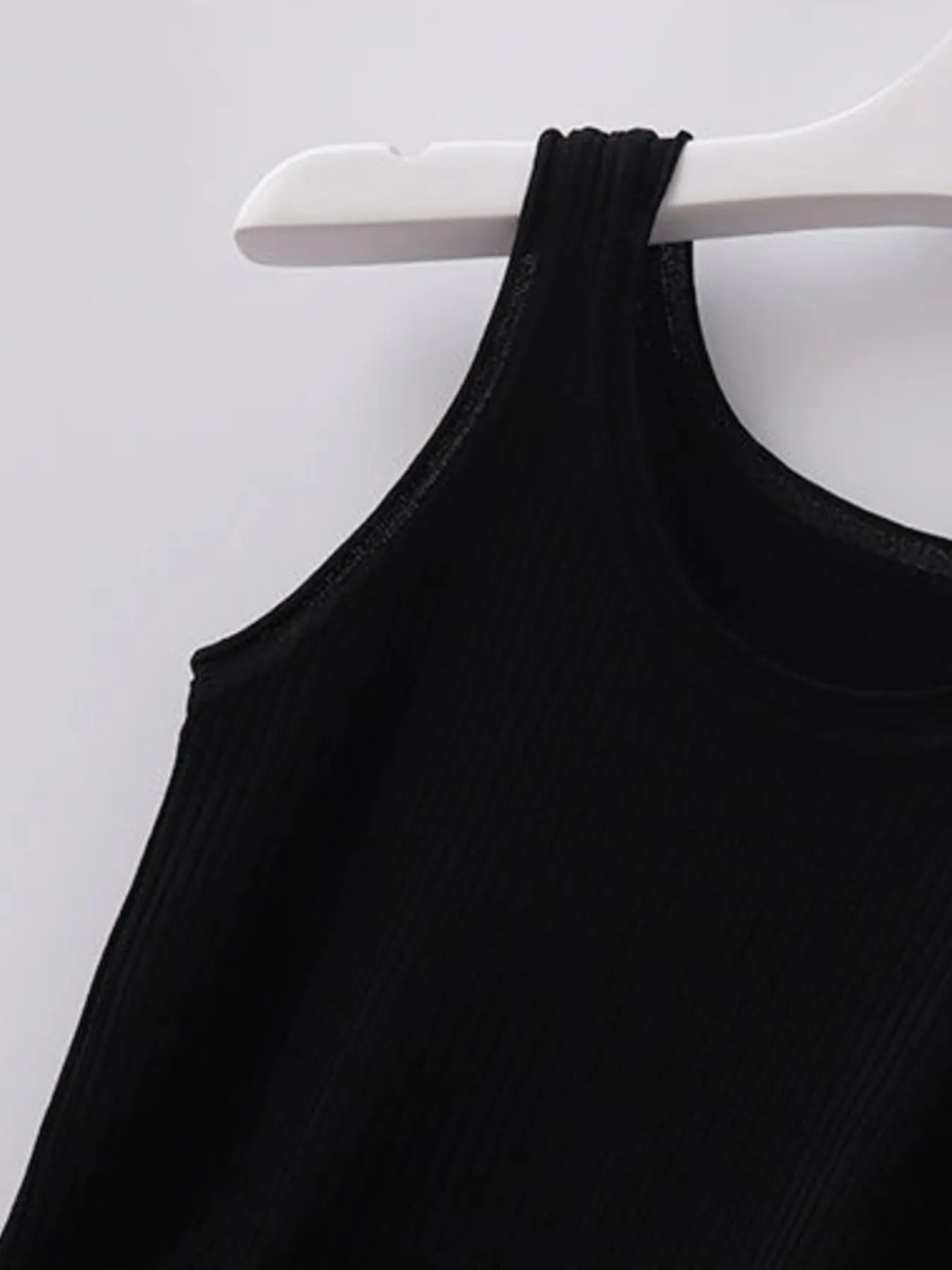 Plus Size Ribbed Knit Scoop Neck Tank Top - Lookzlike