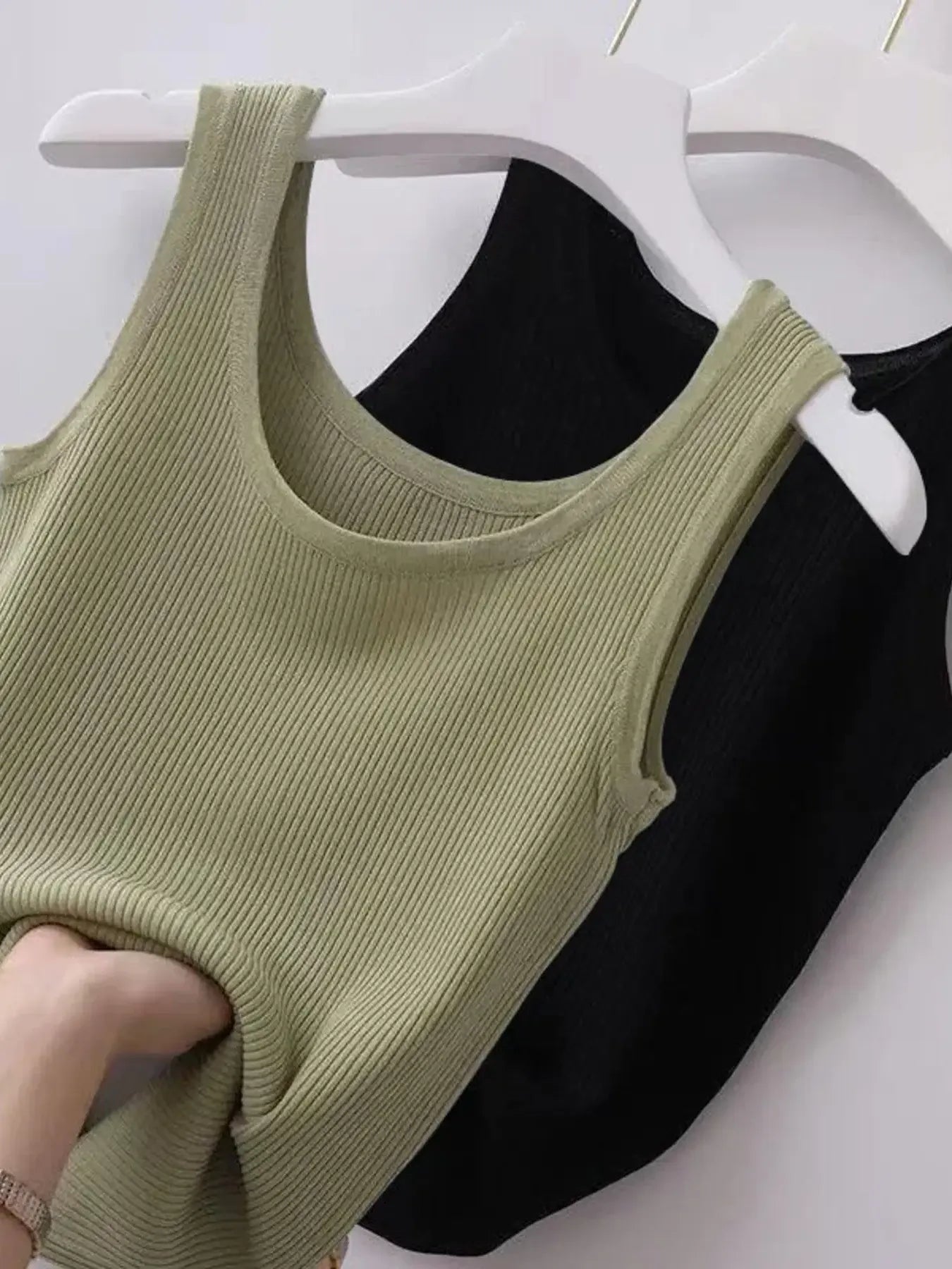 Plus Size Ribbed Knit Scoop Neck Tank Top - Lookzlike