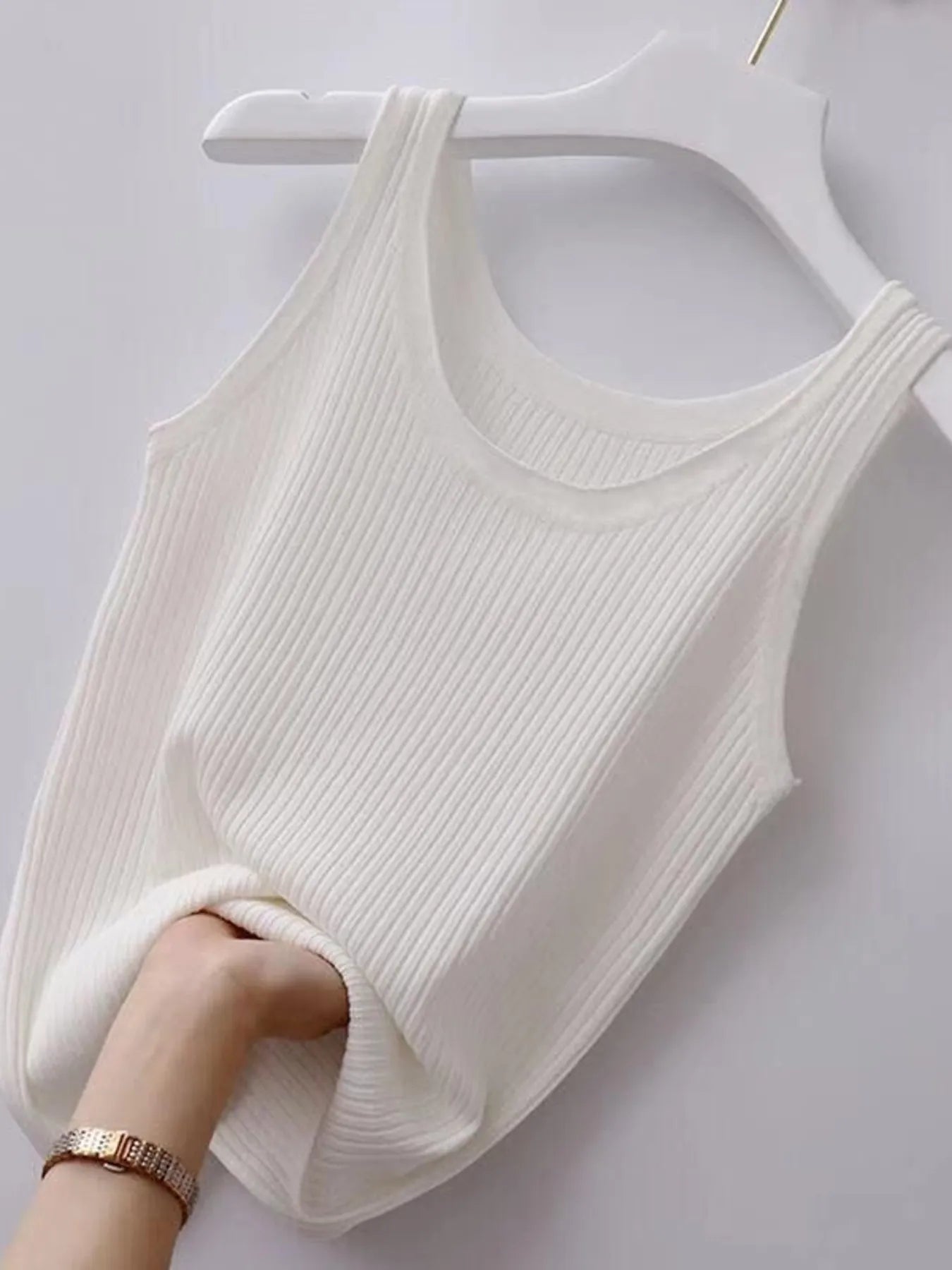 Plus Size Ribbed Knit Scoop Neck Tank Top - Lookzlike
