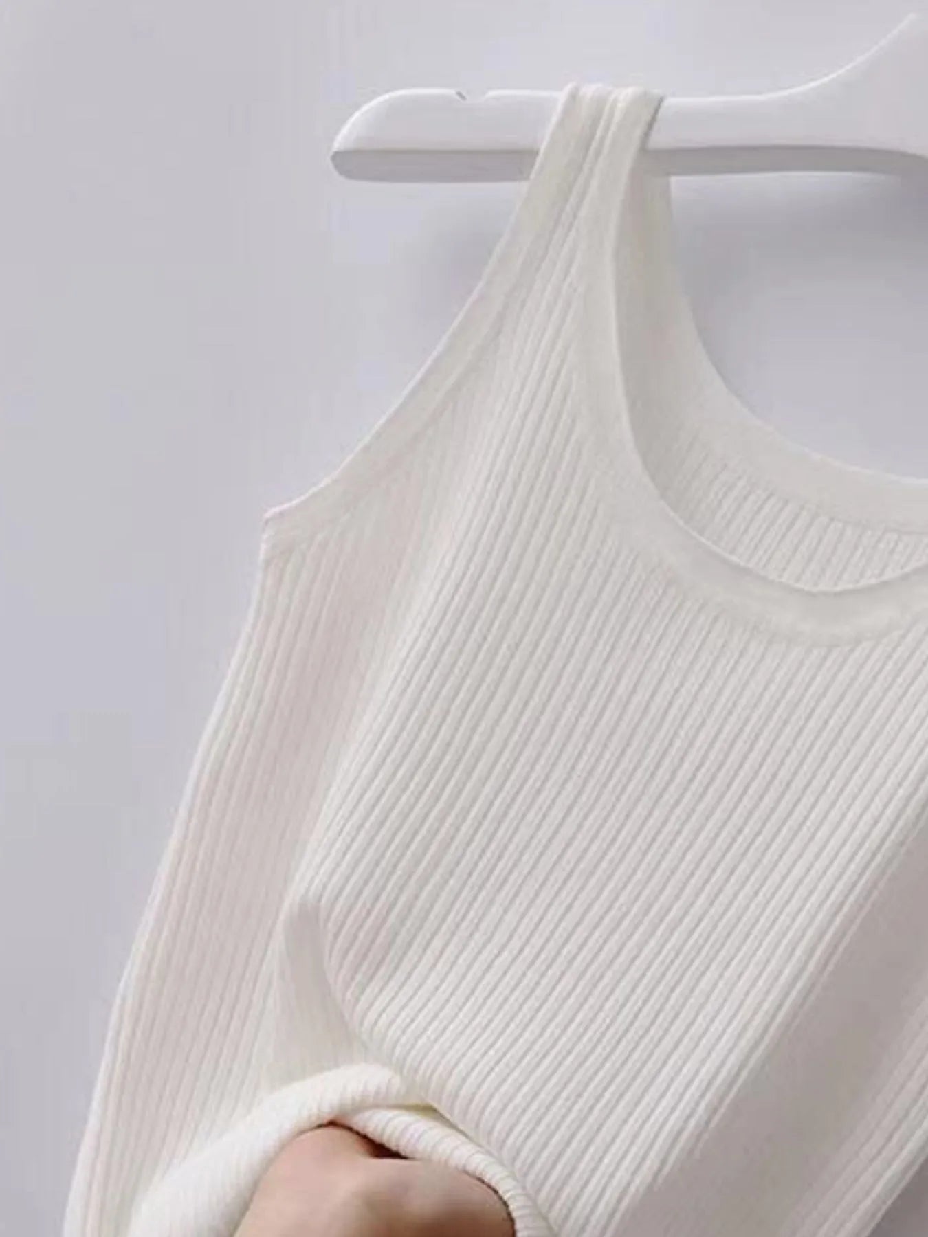 Plus Size Ribbed Knit Scoop Neck Tank Top - Lookzlike