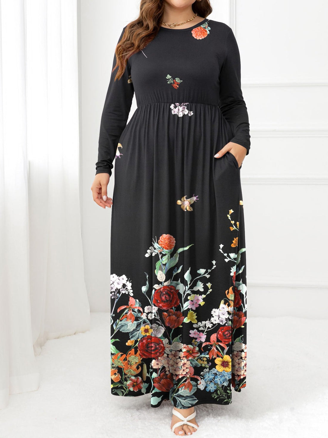 Plus Size Round Neck Maxi Dress with Pockets - Lookzlike