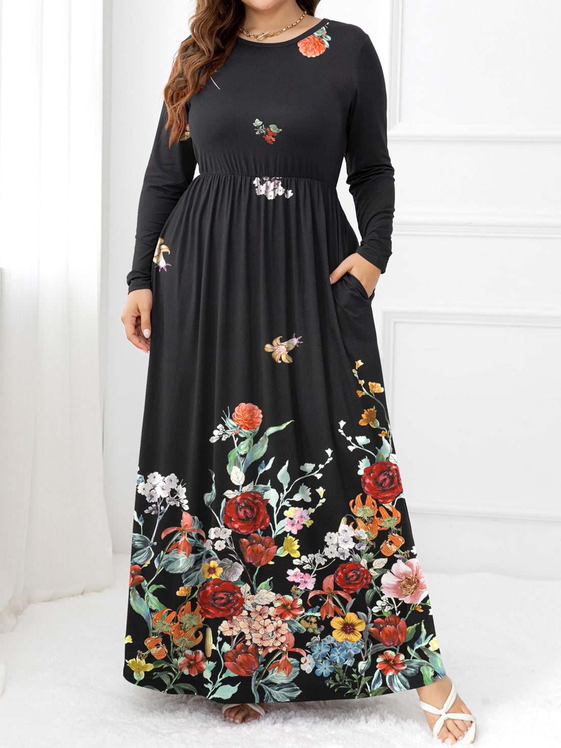 Plus Size Round Neck Maxi Dress with Pockets - Lookzlike