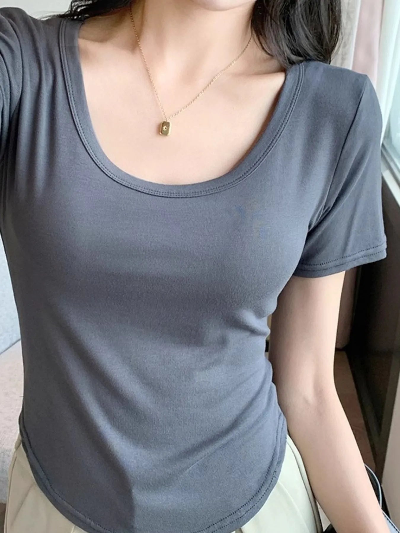 Plus Size Round Neck Short Sleeve T-Shirt - Lookzlike