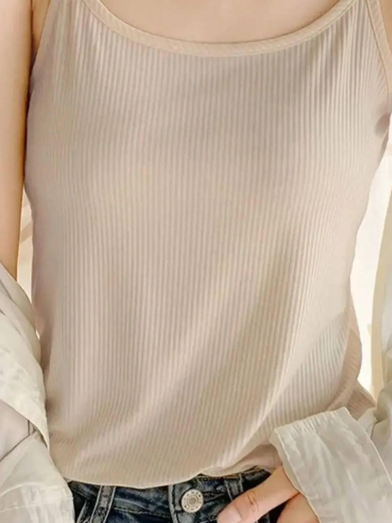 Plus Size Scoop Neck Cami Top - Lookzlike