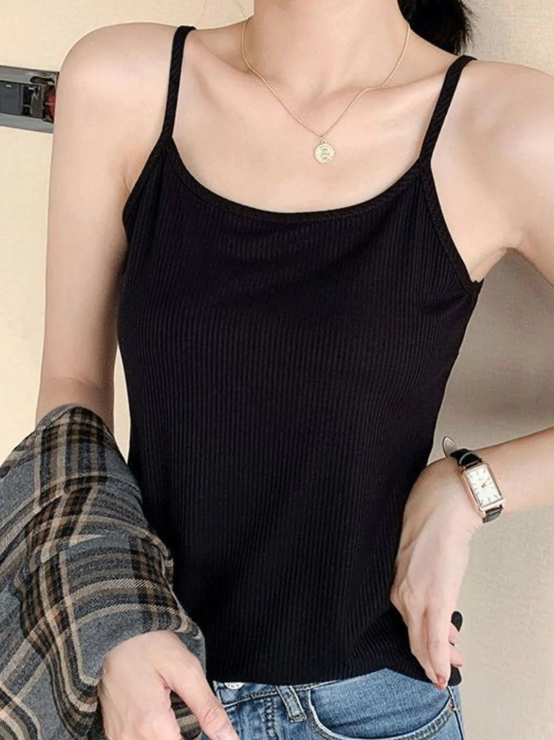Plus Size Scoop Neck Cami Top - Lookzlike