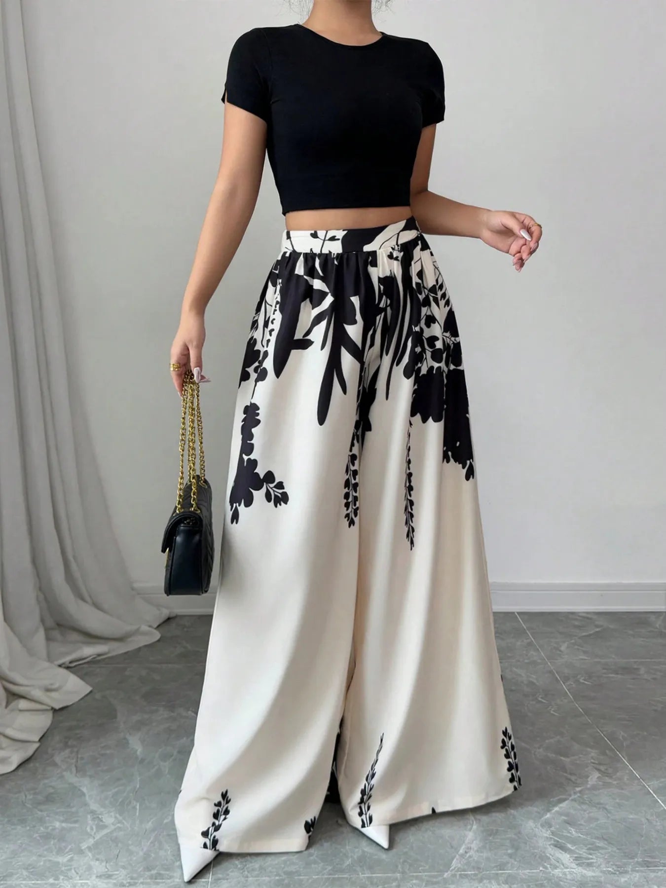 Printed Wide Leg Pants - Lookzlike