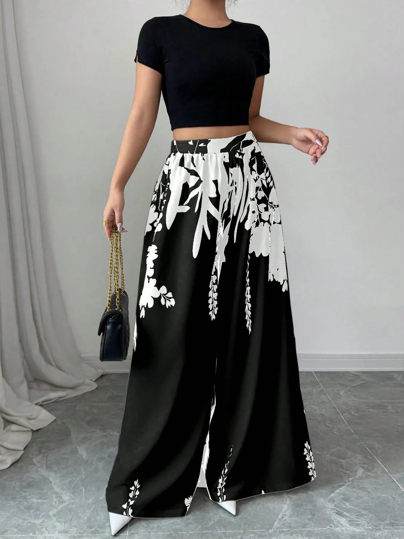 Printed Wide Leg Pants - Lookzlike