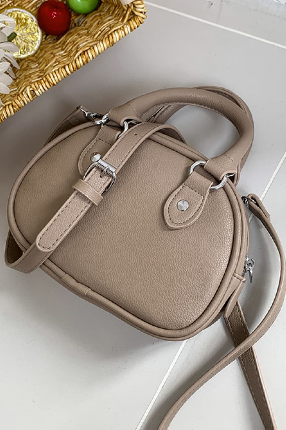 PU Leather Handbag - Lookzlike