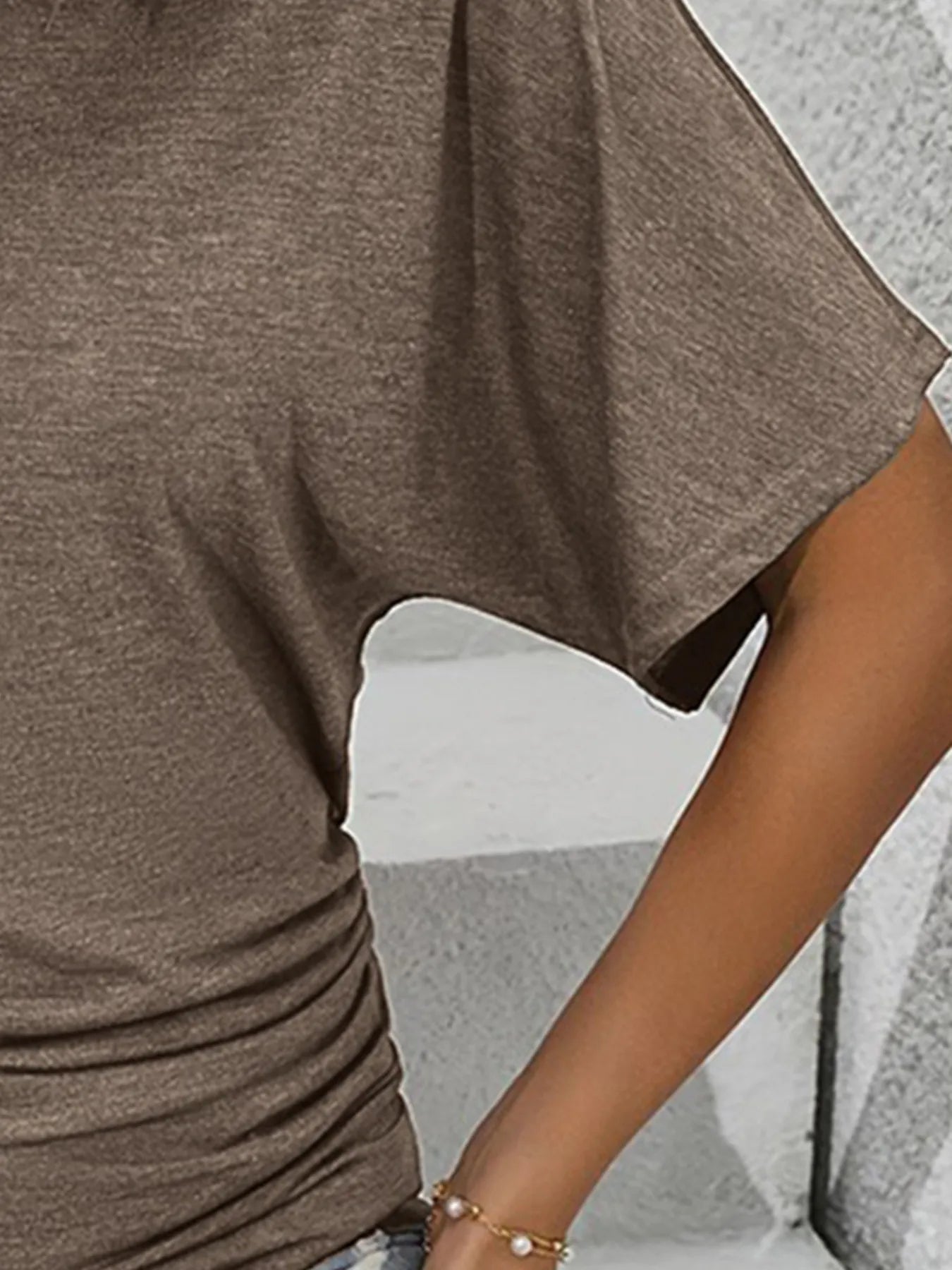 Ruched Side Round Neck T-Shirt - Lookzlike