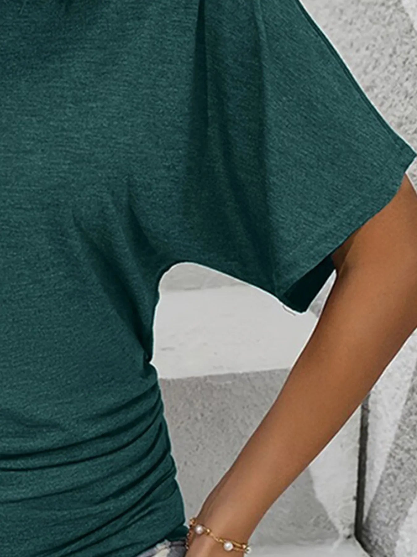 Ruched Side Round Neck T-Shirt - Lookzlike