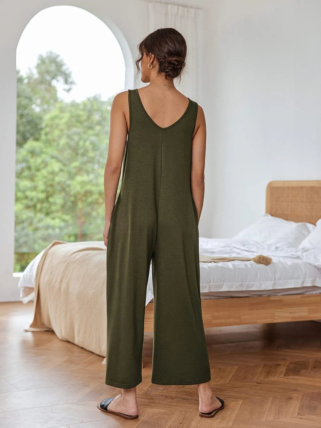 Sleeveless Wide Leg Casual Jumpsuit - Lookzlike