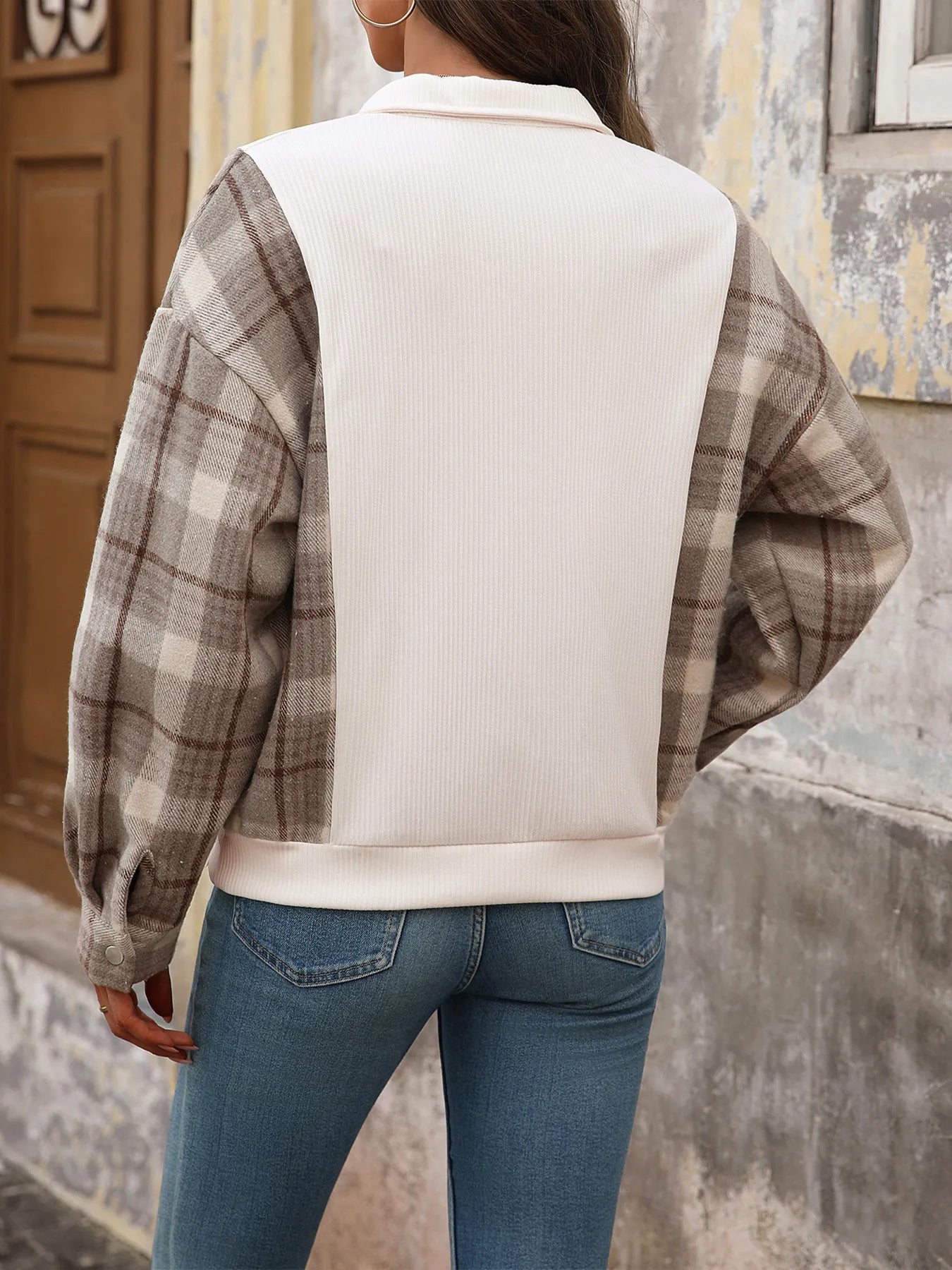 Snap Down Plaid Long Sleeve Sweatshirt designed for comfort and style at Lookzlike