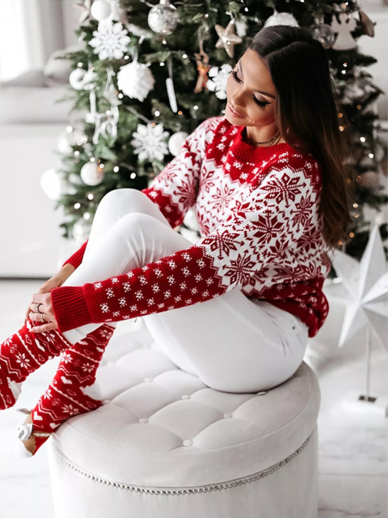 Snowflake Pattern Long Sleeve Sweater designed for comfort and style at Lookzlike