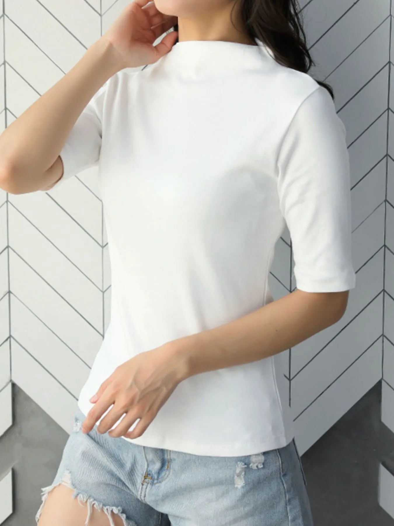 Solid Color Short Sleeve T-Shirt - Lookzlike