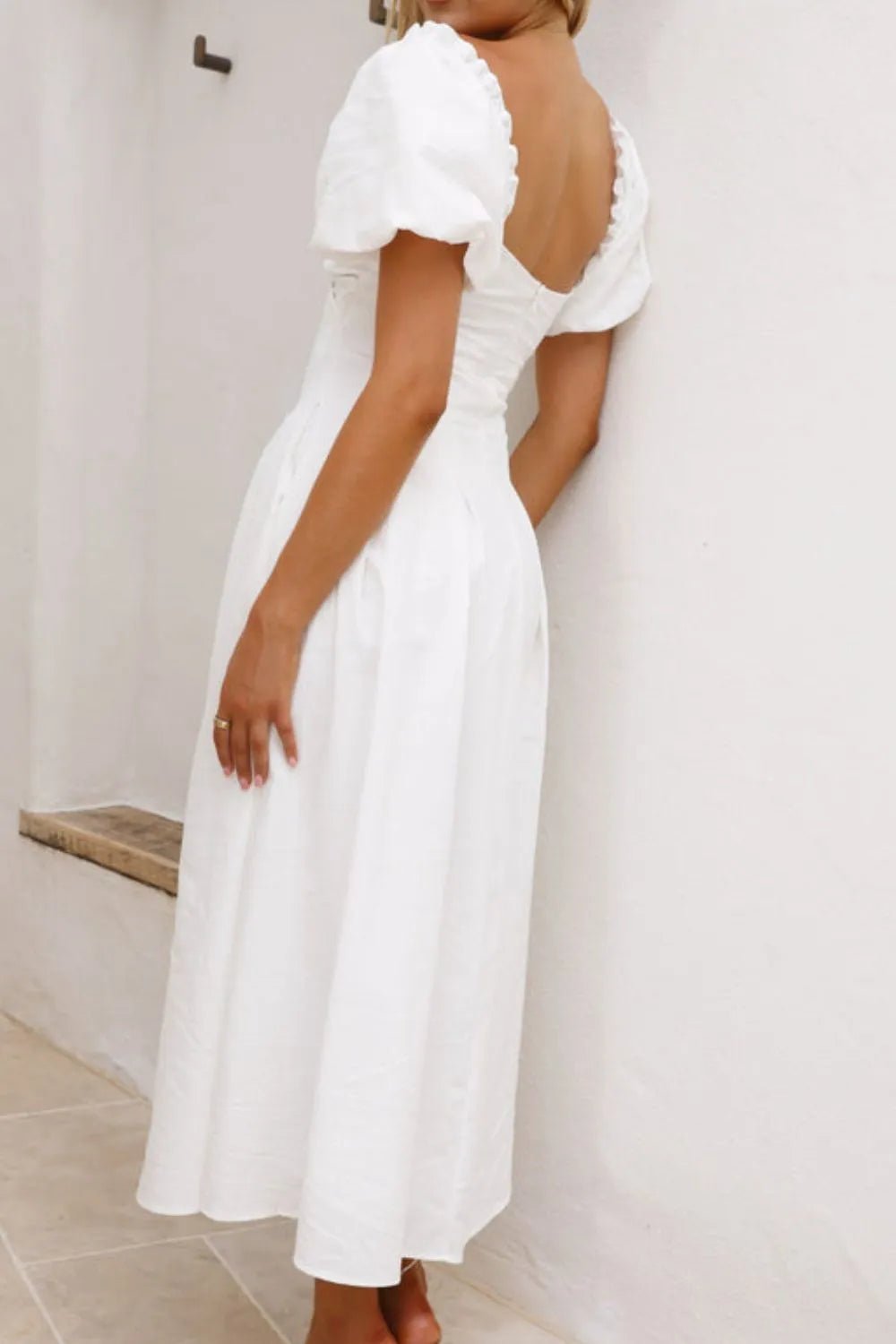 Sweetheart Neck Puff Sleeve Dress designed for comfort and style at Lookzlike