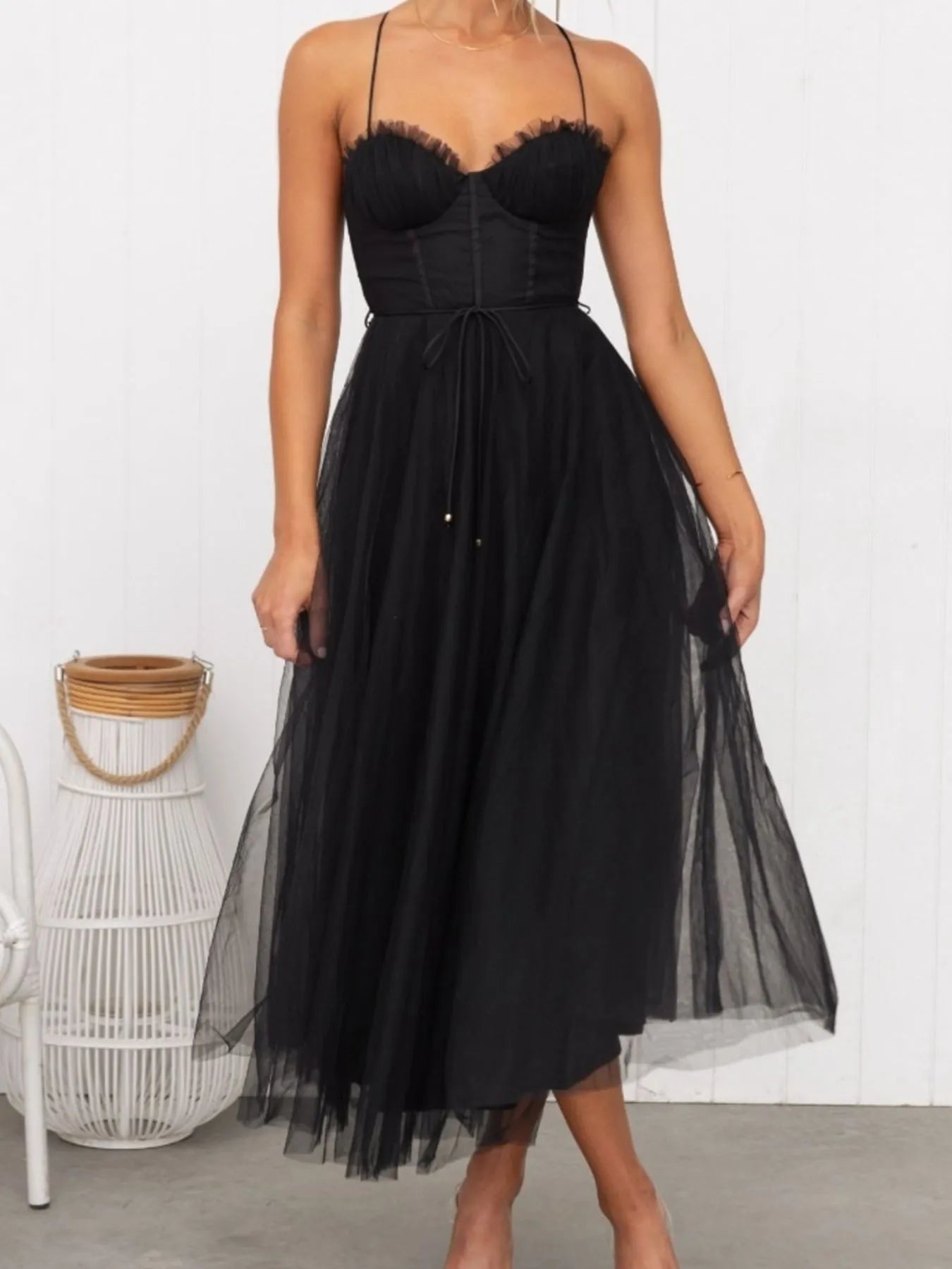 Sweetheart Neck Tulle Midi Dress - Lookzlike