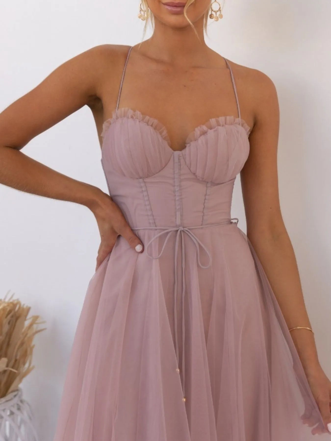 Sweetheart Neck Tulle Midi Dress - Lookzlike