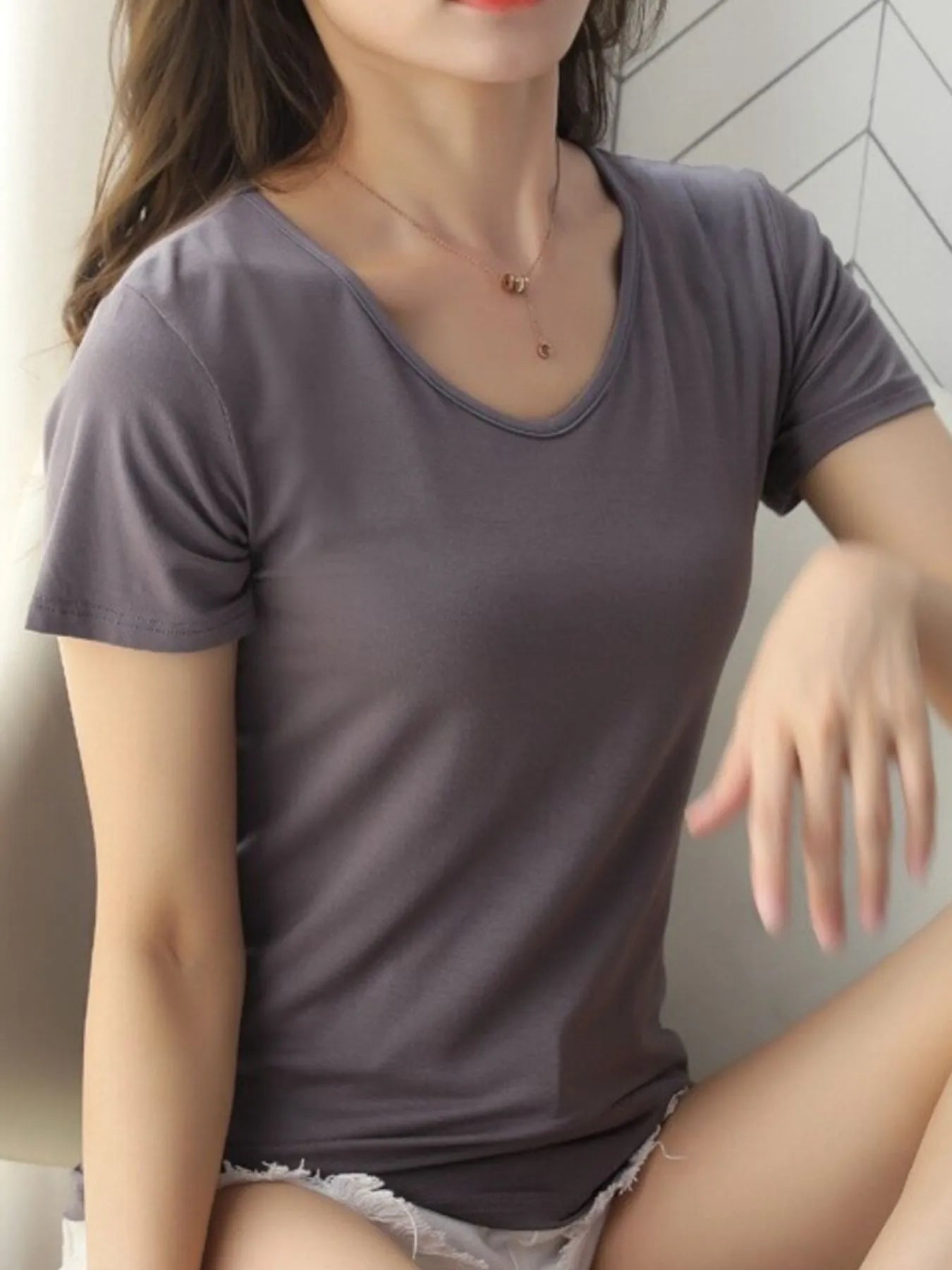 V-Neck Short Sleeve T-Shirt - Lookzlike