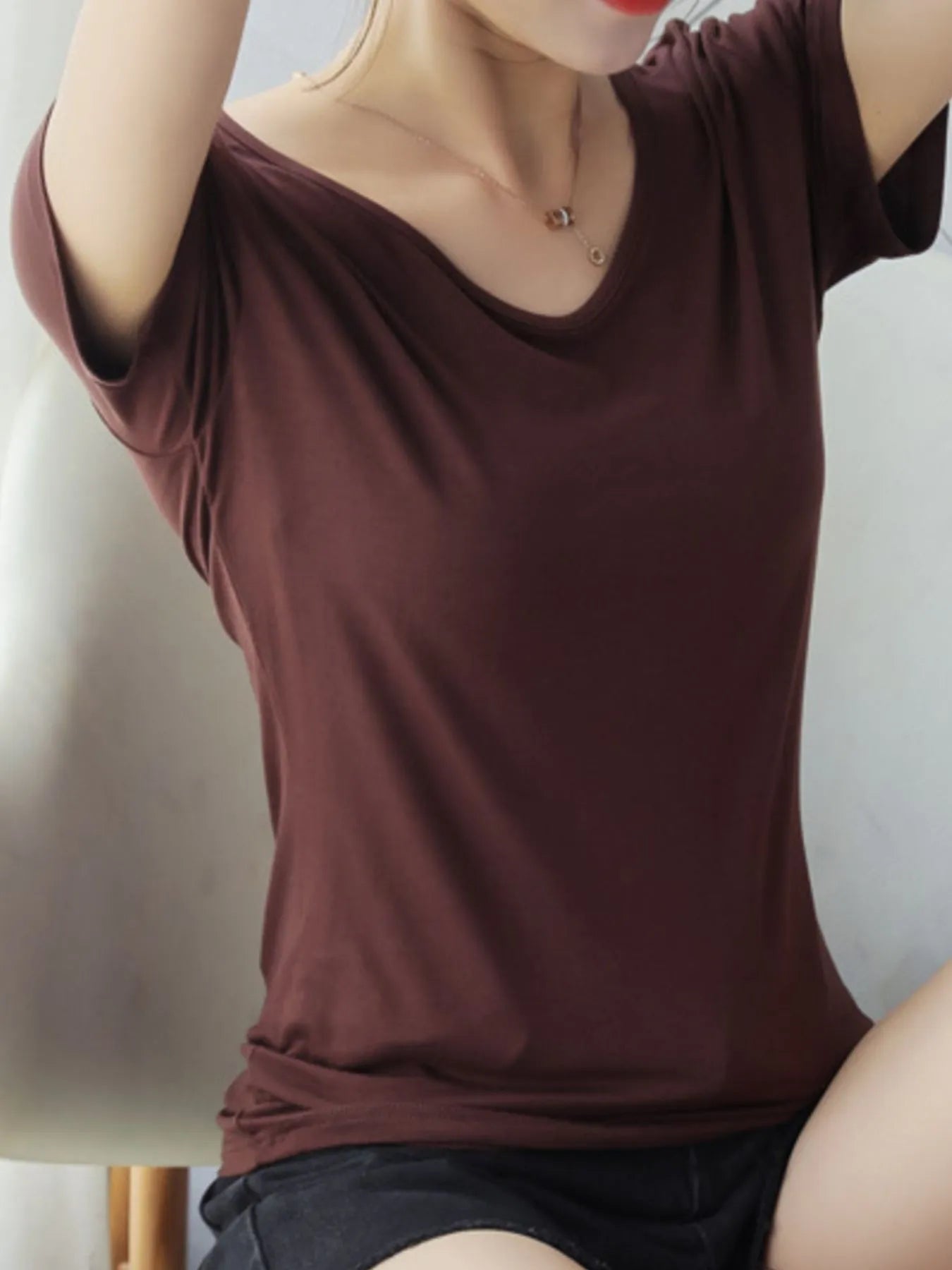 V-Neck Short Sleeve T-Shirt - Lookzlike