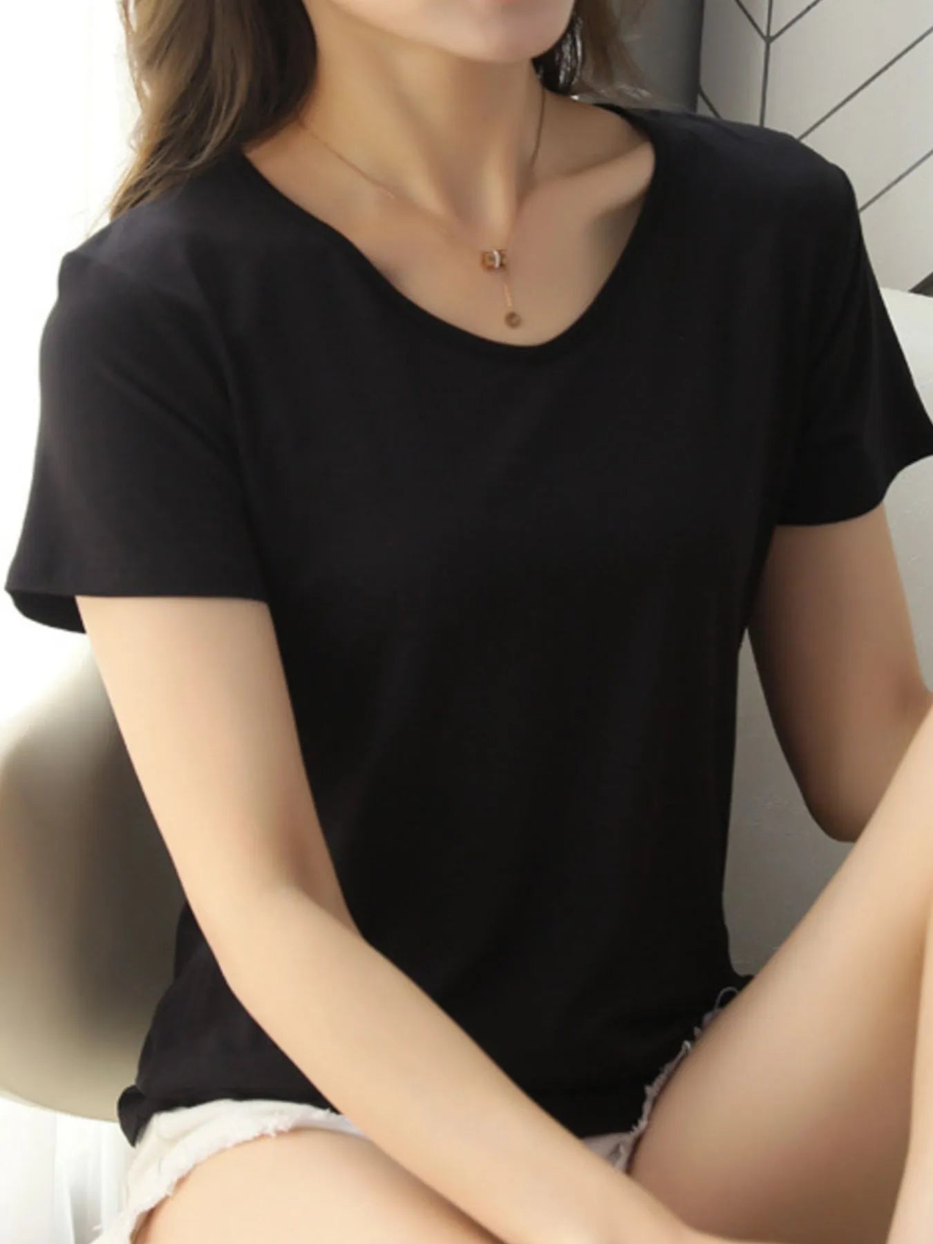 V-Neck Short Sleeve T-Shirt - Lookzlike